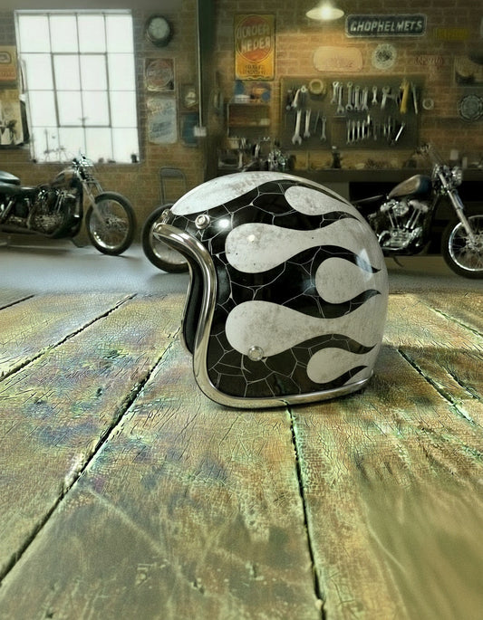 Retro Helmet - Cracked Bone