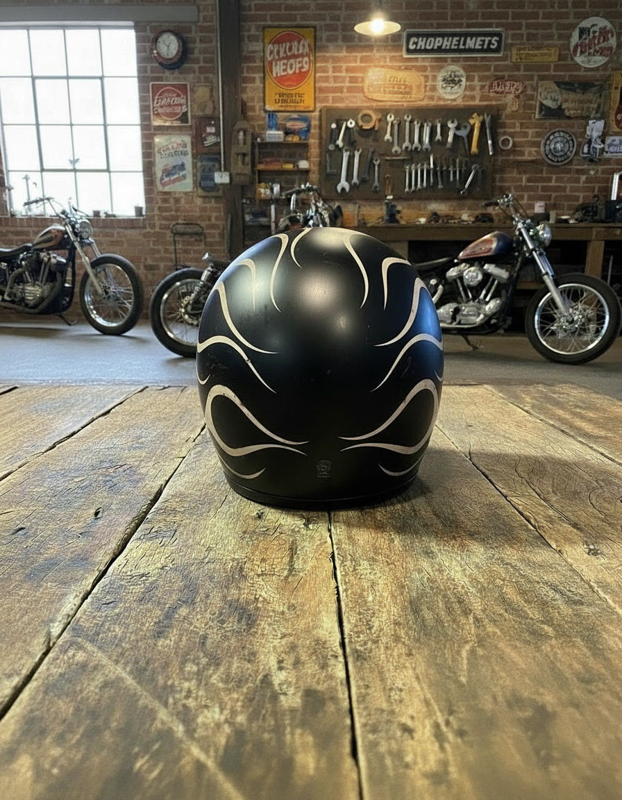 Retro Helmet - Ash Flames