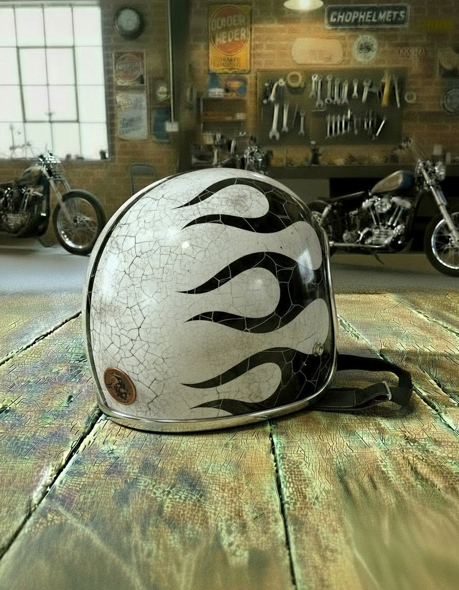 Retro Helmet - Cracked Bone