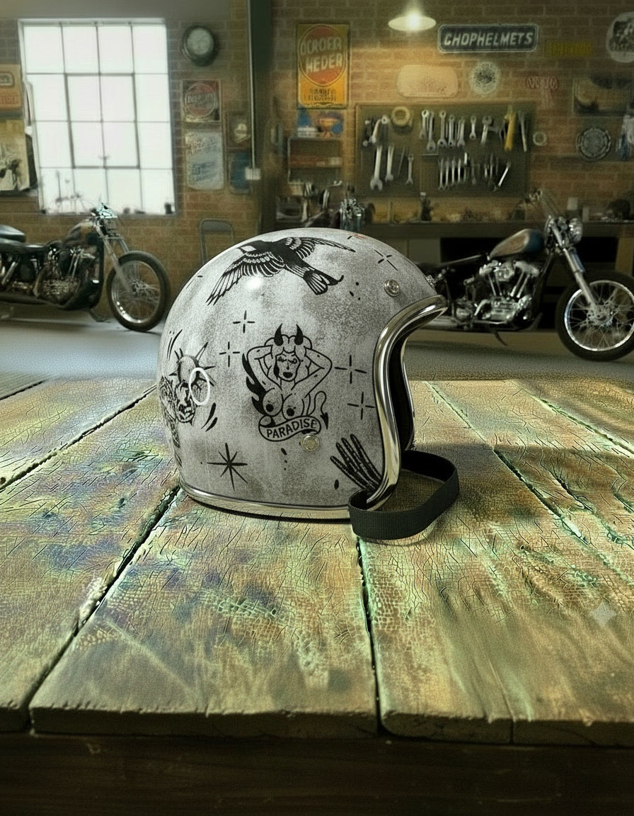 Retro Helmet - Old School Ink