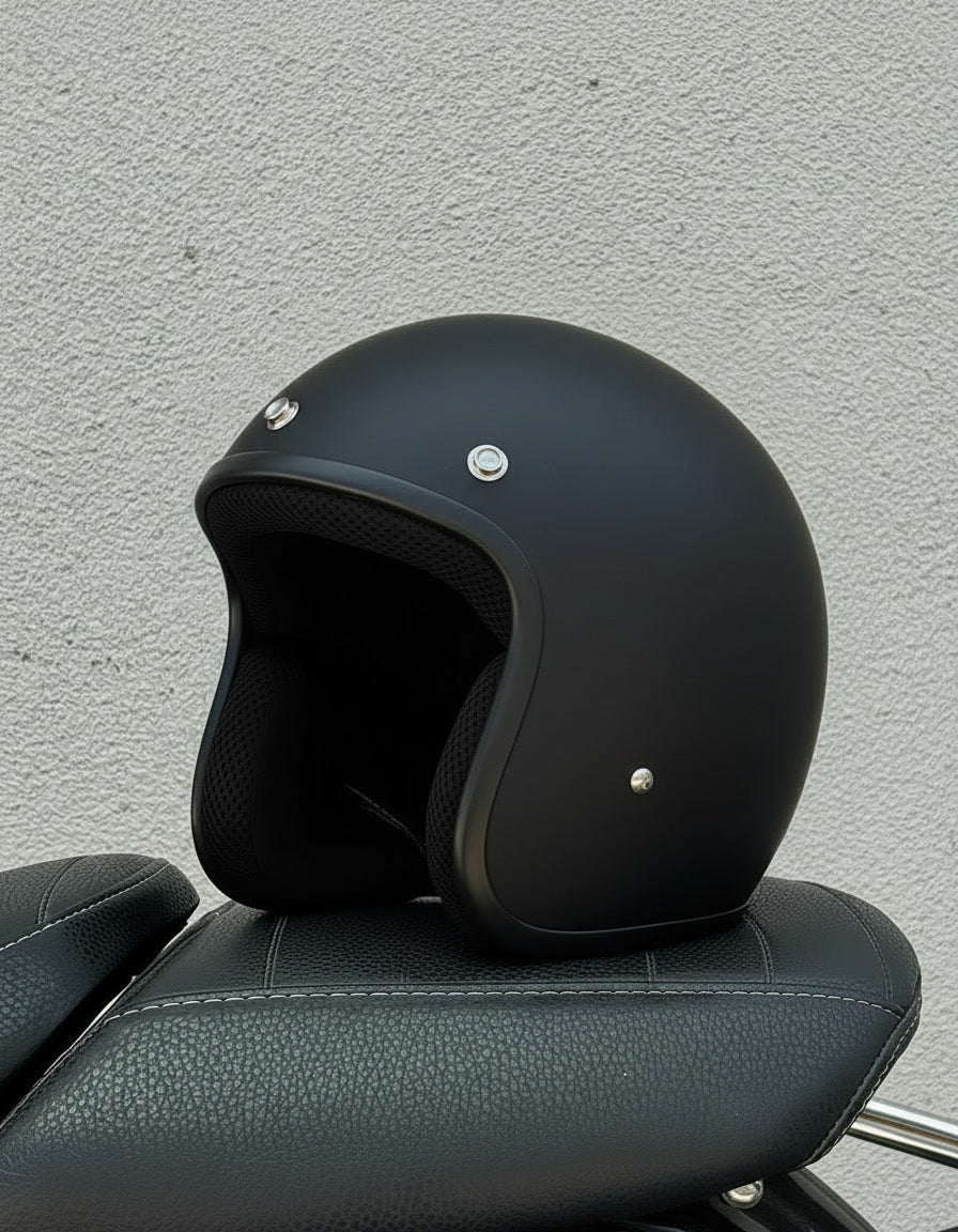 Retro Helmet - Matte