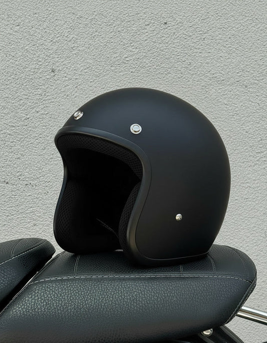 Retro Helmet - Matte