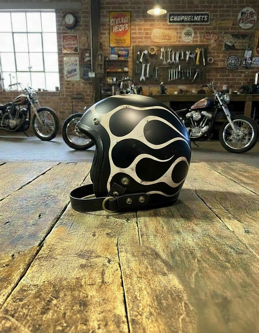 Retro Helmet - Ash Flames